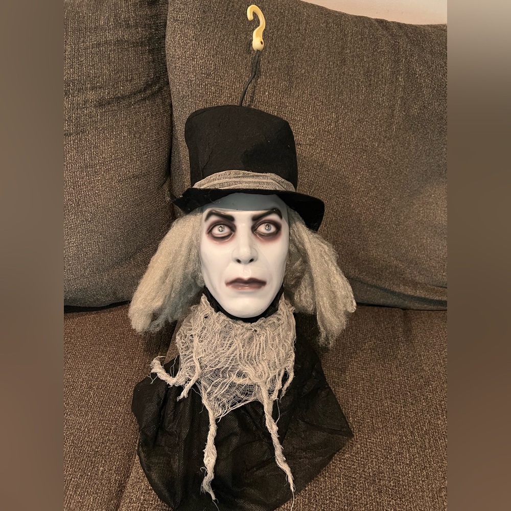 Halloween Decor